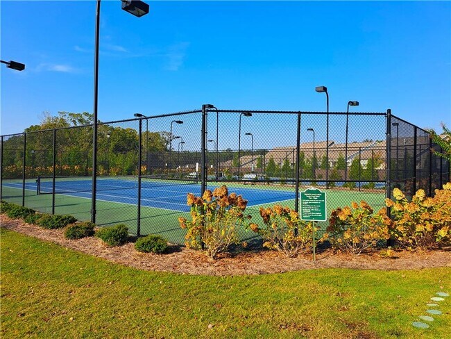 Building Photo - 3329 Long Creek Dr