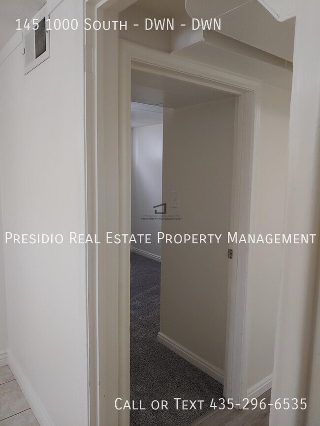 Building Photo - 145-1000 1000 S