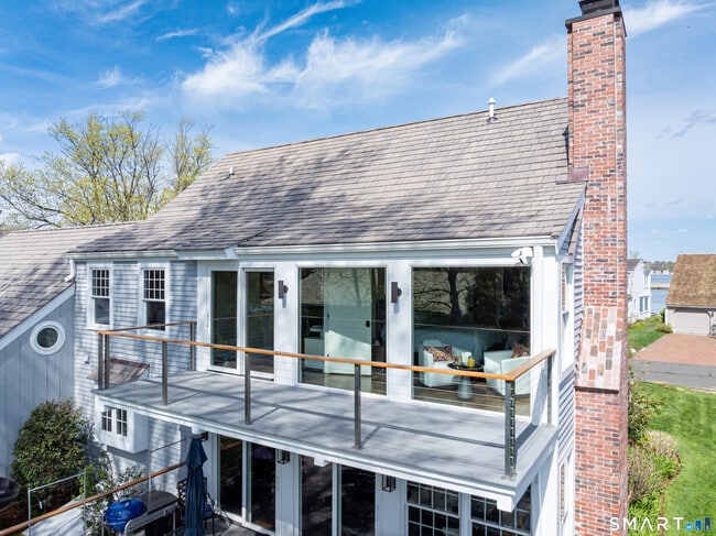 Building Photo - 187 Dolphin Cove Quay