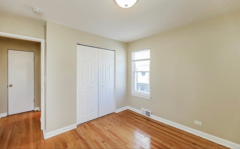 Building Photo - 4209 Prairie Ave