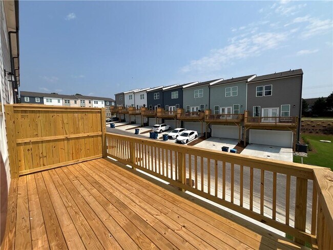 Building Photo - 3049 Beacon Bend Xing