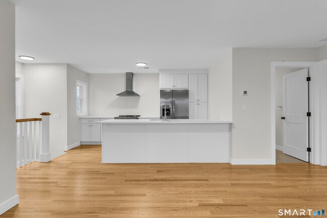 Building Photo - 31 Drive Way