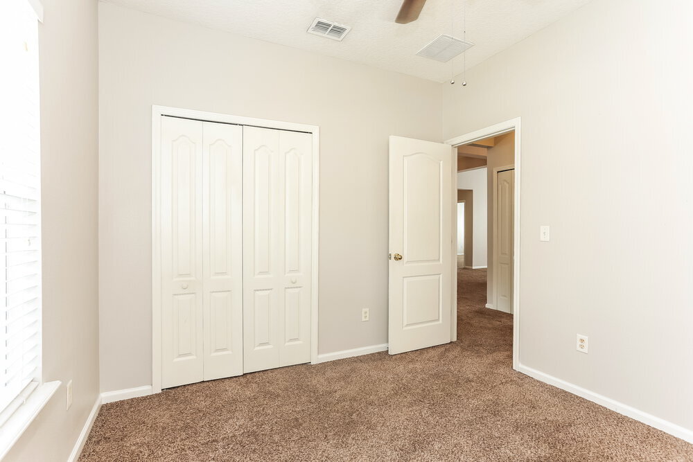 Building Photo - 860 Bonaparte Landing Ct