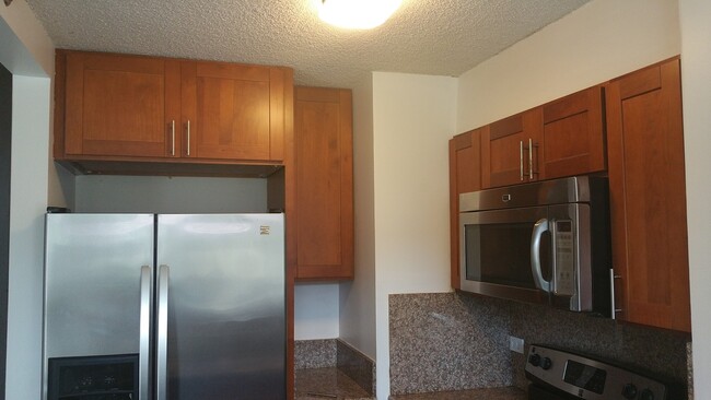 Building Photo - Must see renovated Windward Passage