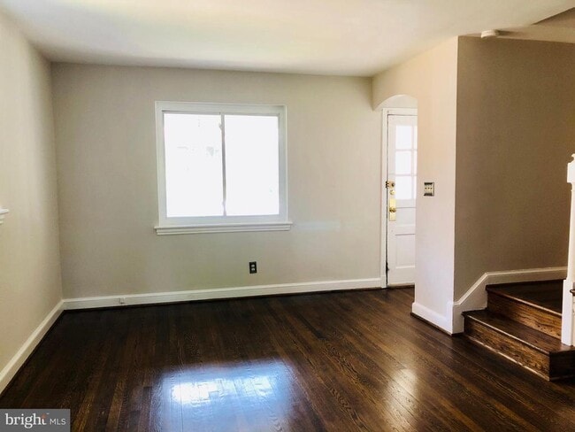 Building Photo - 317 Wesmond Dr