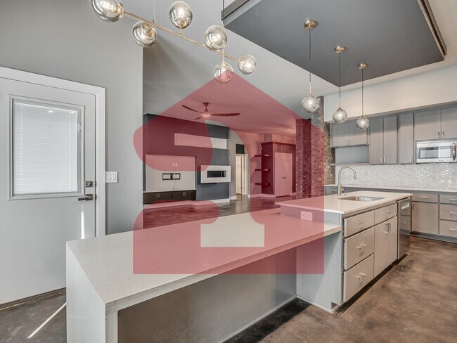 Building Photo - 17413 Melville Ln