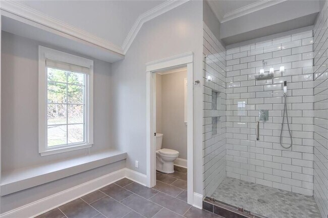 Building Photo - 1440 Chattahoochee Run Dr