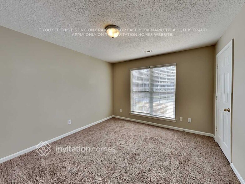 Building Photo - 3940 Cumberland Trail SE