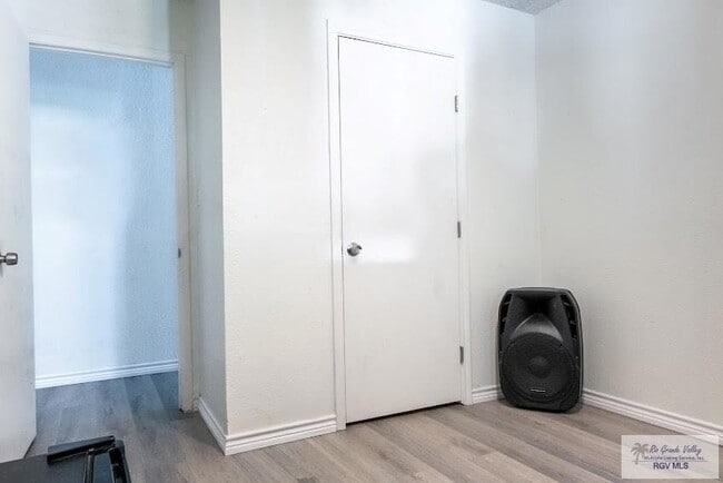 Building Photo - 1809 S Williams Ln