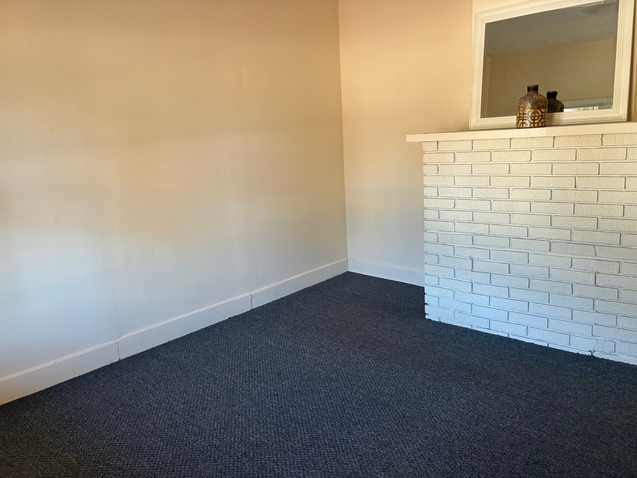 Building Photo - 152 3rd St NW