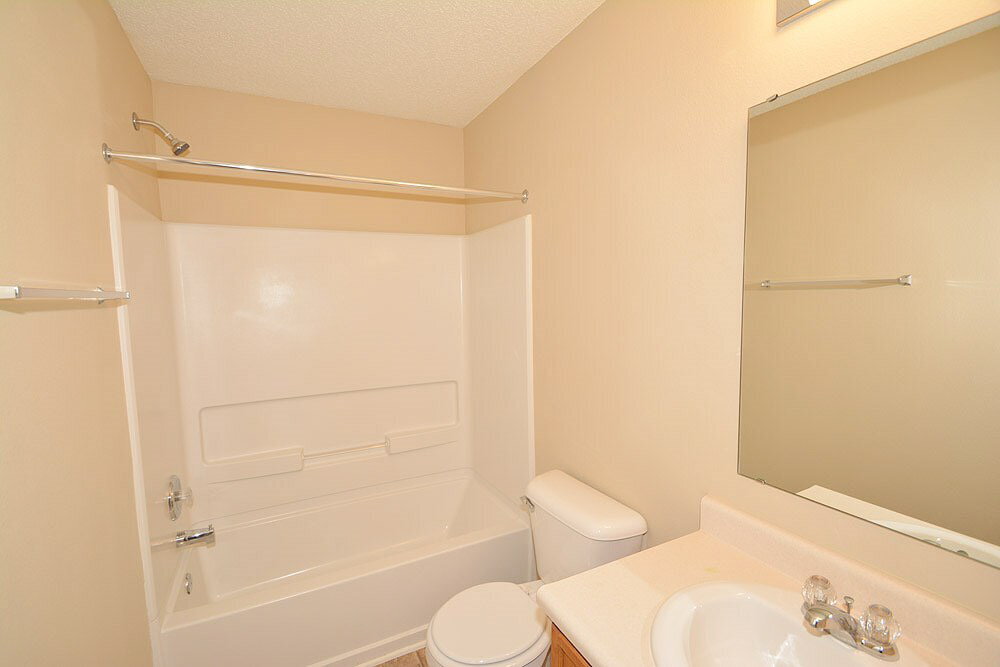Building Photo - 911 Bentgrass Dr