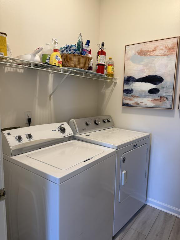 Building Photo - 7908 Sunset Ave