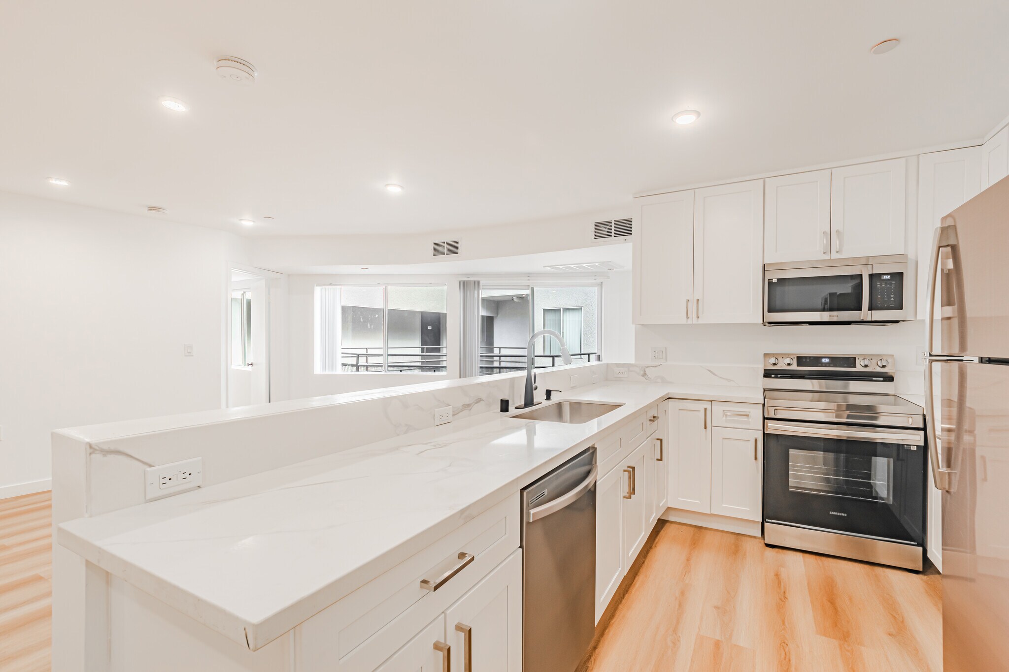 Building Photo - 1755 El Cerrito Pl