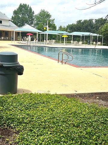 Building Photo - 1313 Catbird Dr