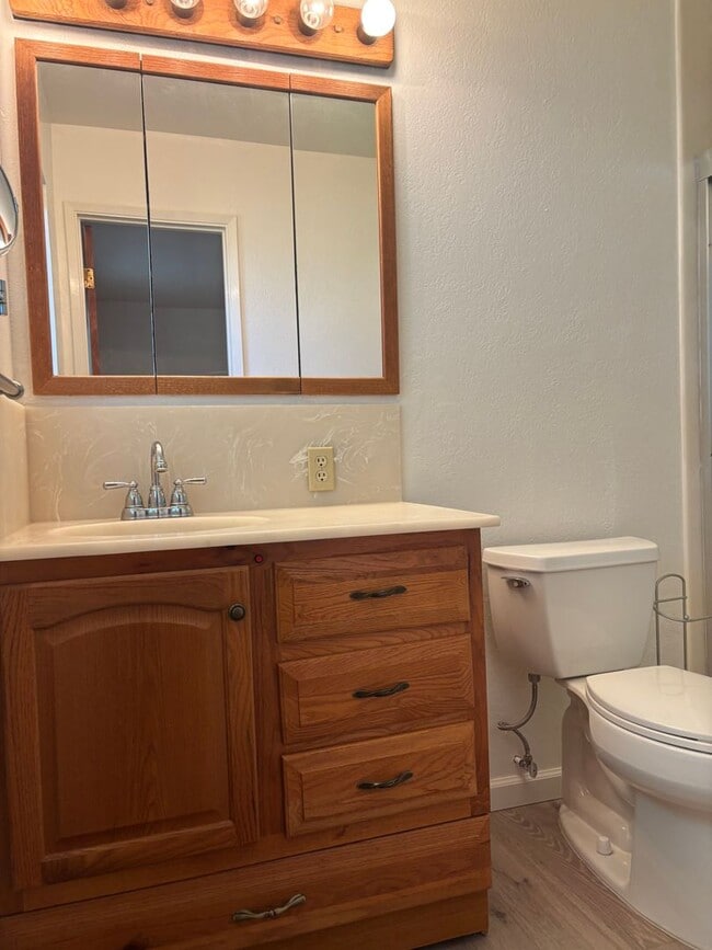 Building Photo - Bennett Valley 3 bedroom 2 bath Home!