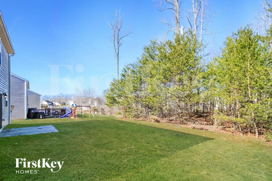 Building Photo - 1541 Weatherend Dr