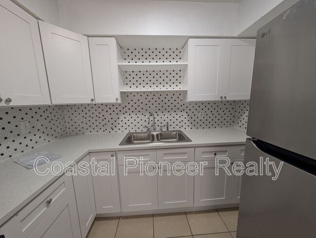 Building Photo - 3721 N Whittier St