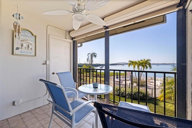 Building Photo - 6365 Bahia Del Mar Blvd S