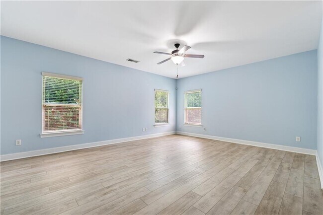 Building Photo - 5430 Breckinridge Ln