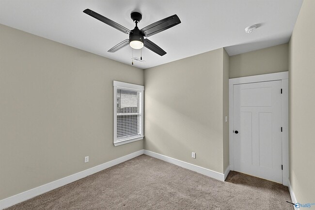 Building Photo - 114 Hudson River Dr