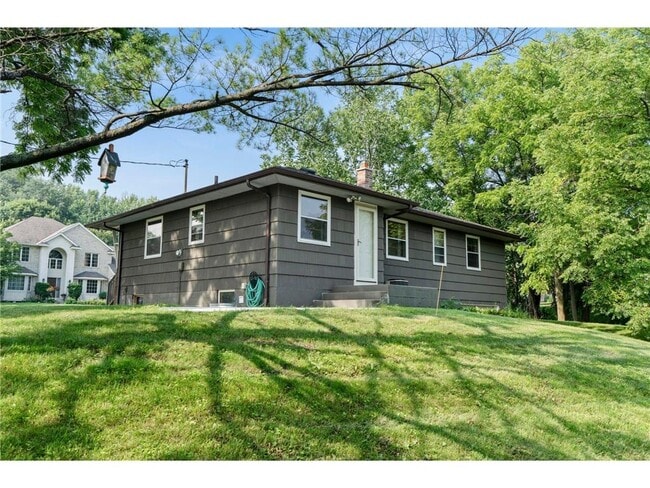 Building Photo - 1435 Englert Rd