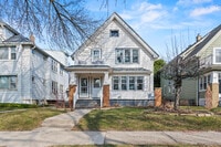 Building Photo - 4518 N Woodburn St