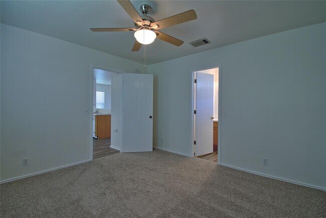 Building Photo - 16418 Hamilton Point Cir