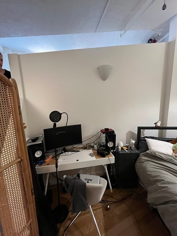 Building Photo - 12 Stoneholm St