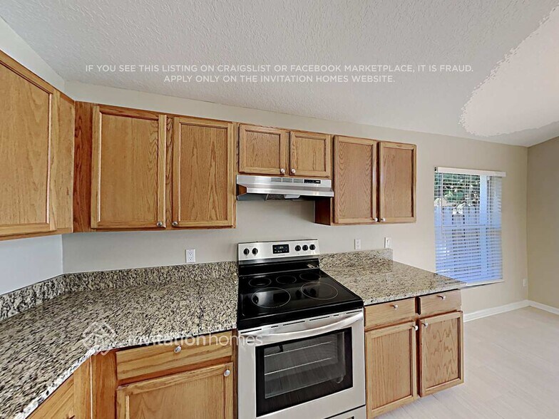 Building Photo - 2515 Clareside Dr