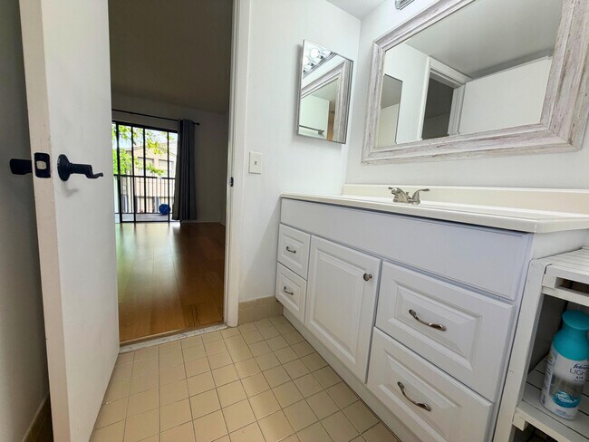 Building Photo - 1244 S Military Trail