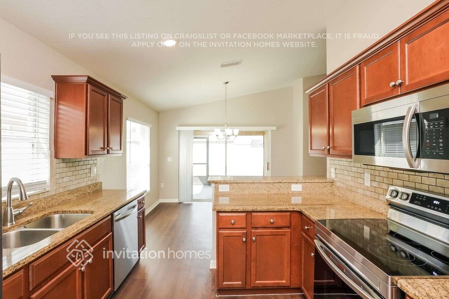 Building Photo - 3084 Grand Preserve Blvd