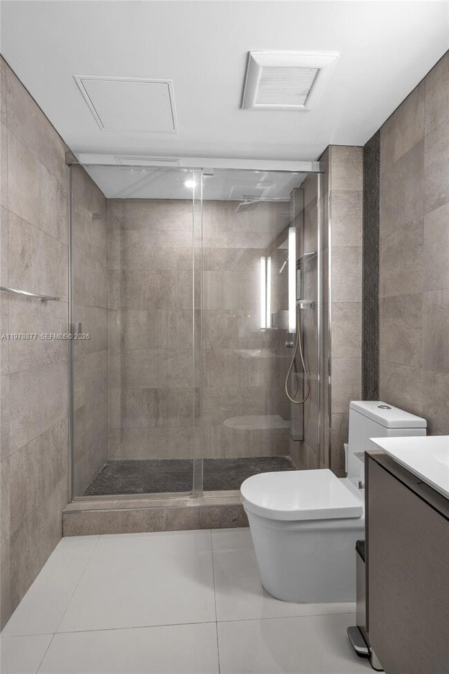 Building Photo - 31 SE 5th St