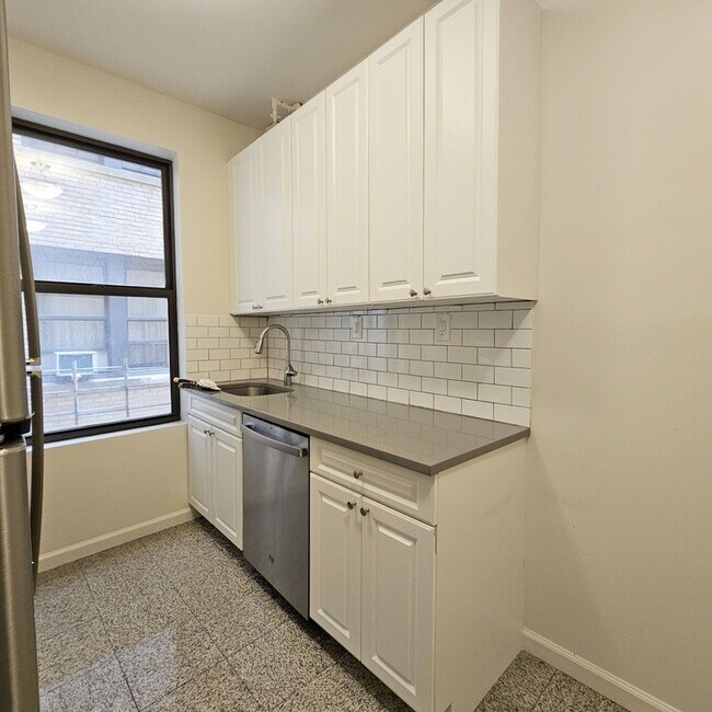 Floorplan - 664 West 163rd Street