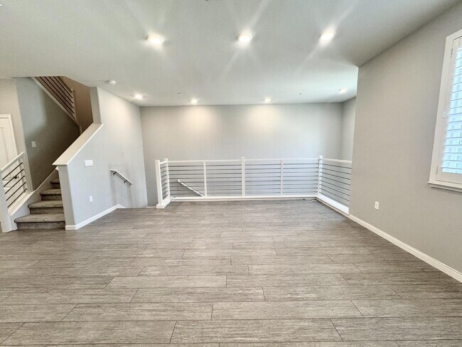 Building Photo - 202 Agustin Narvaez St