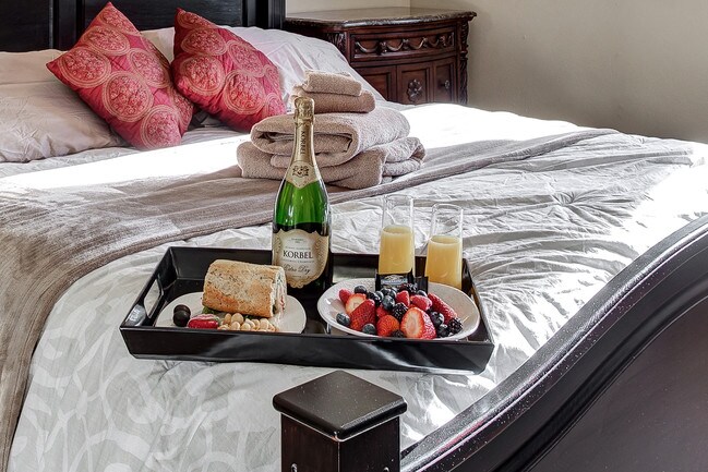 Building Photo - 1726 Cache Dr