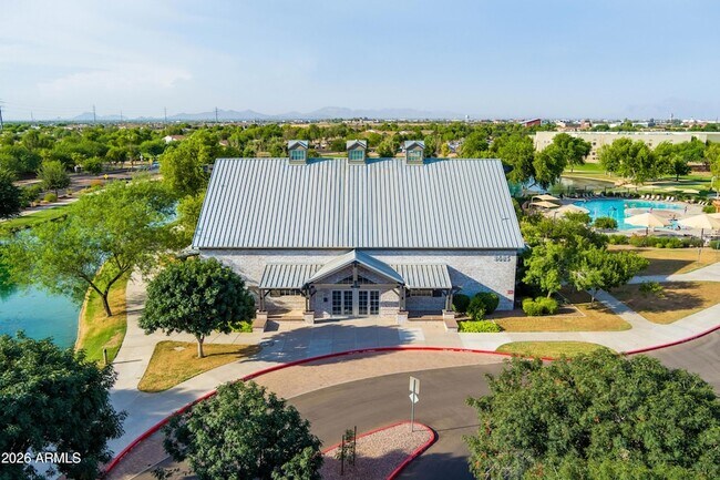 Building Photo - 4248 S Mariposa Dr