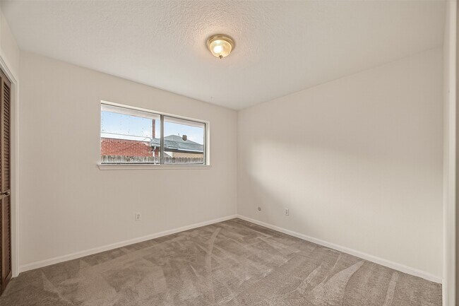 Building Photo - 12835 Woodlite Ln