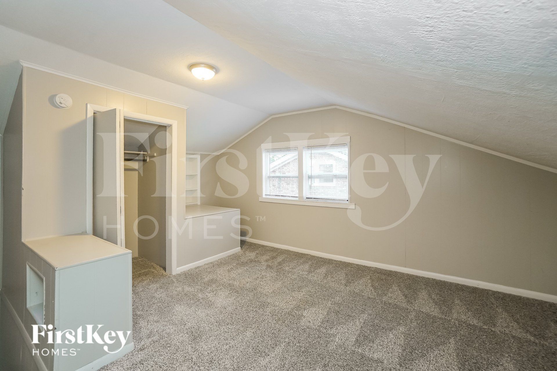 Building Photo - 104 Heron Ct