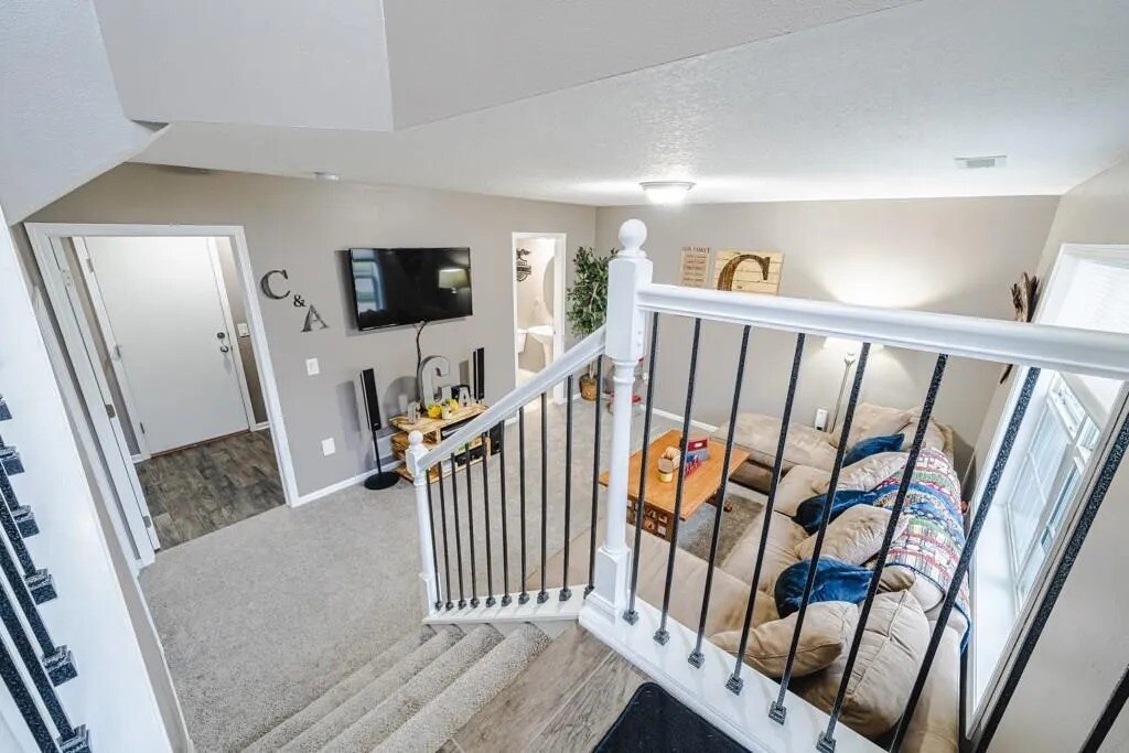 Building Photo - 6871 Jack London Dr