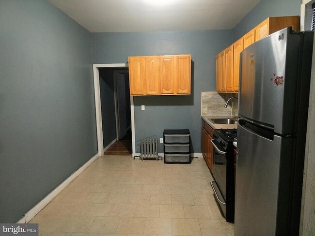 Building Photo - 53 Kelsey Ave