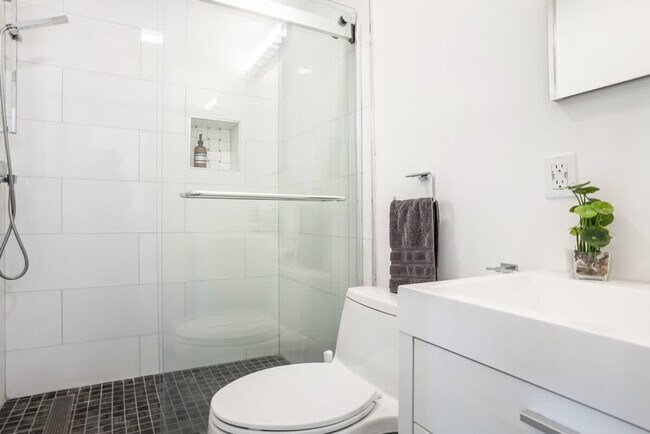 Building Photo - 39-39 55th St