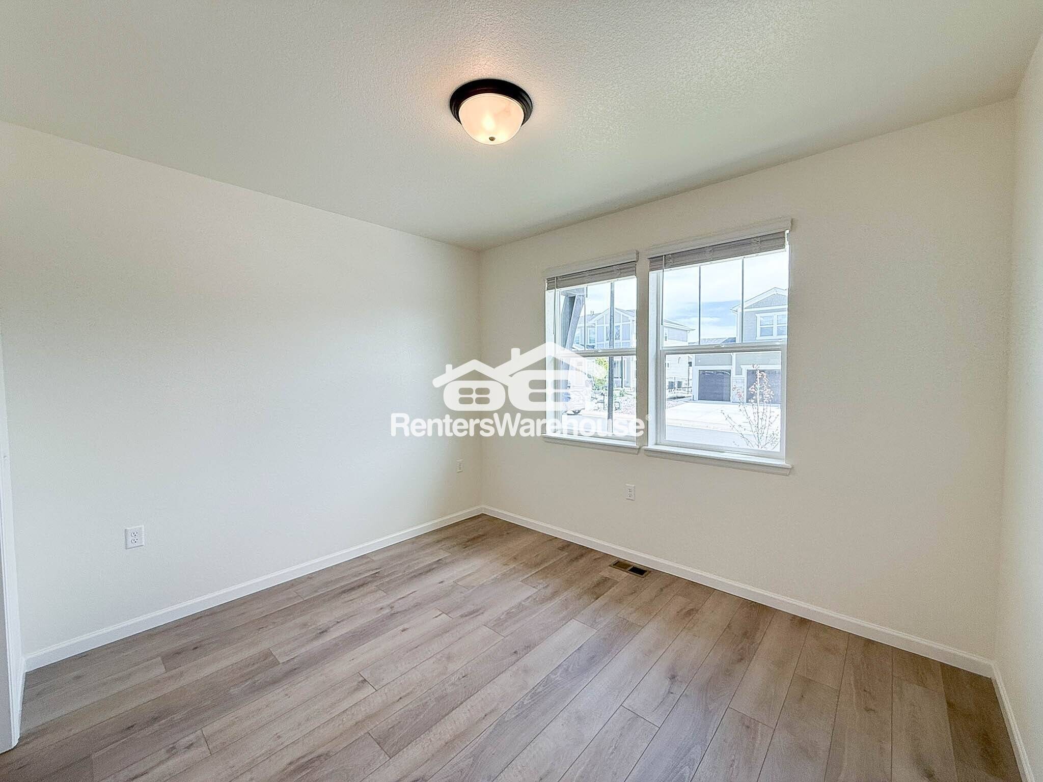 Building Photo - 121 Cherrywood Ln