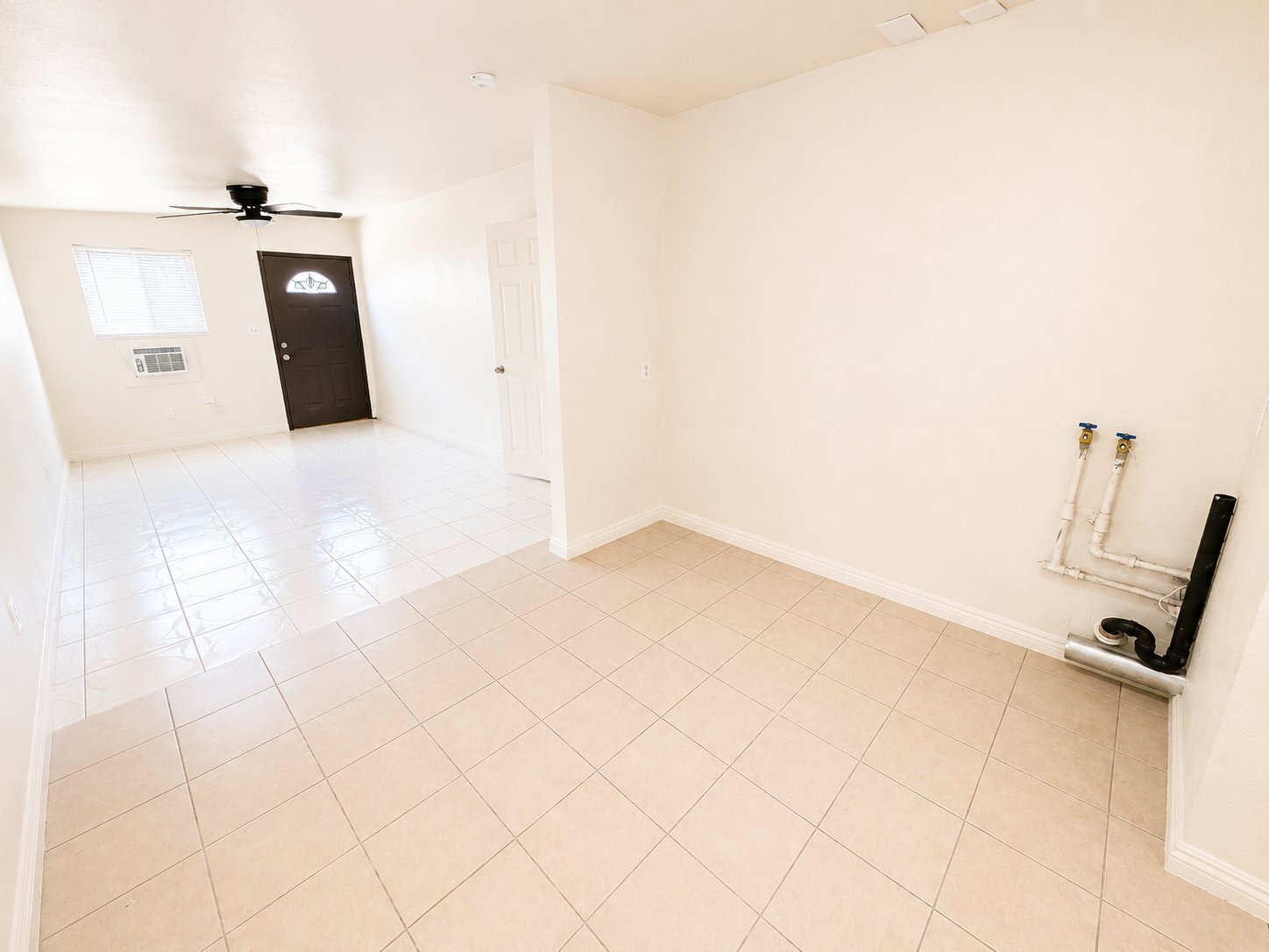 Building Photo - 1656 Bryn Mawr Ct