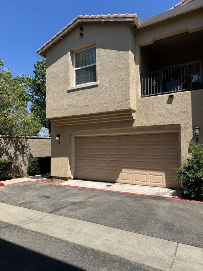 Primary Photo - Condo with new paint and carpet! Access to...
