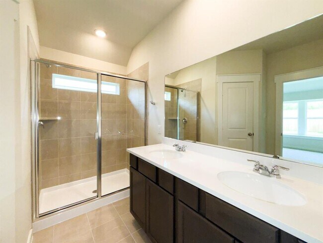 Building Photo - 40769 Mostyn Lake Dr