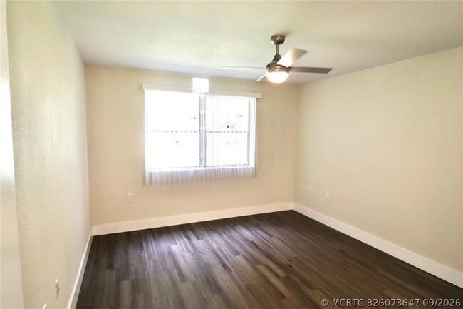 Building Photo - 8121 SW 21st Ct