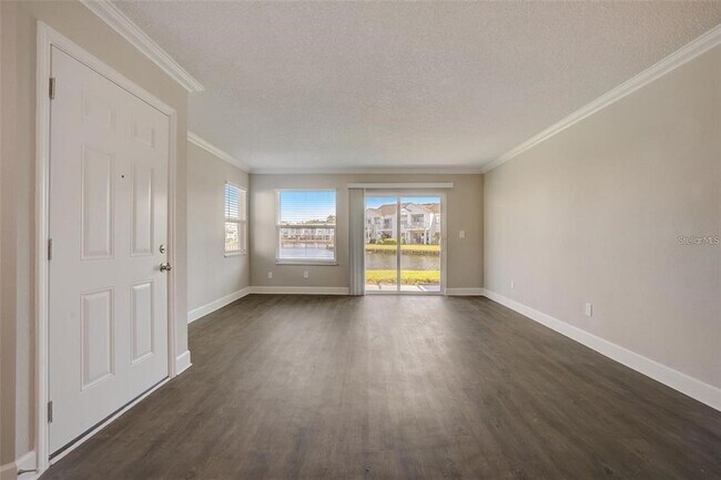 Building Photo - 2556 Woodgate Blvd
