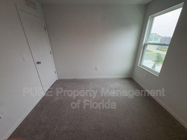 Building Photo - 1304 NW 48th Terrace