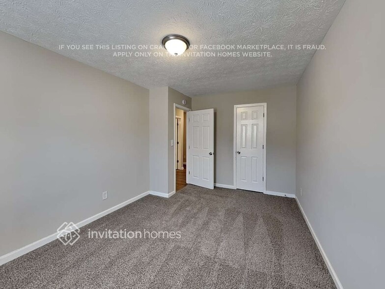 Building Photo - 2200 Ramblewood Cir