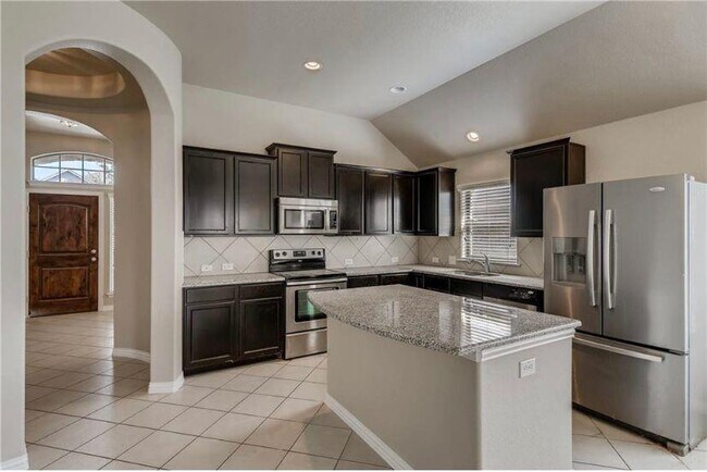 Building Photo - 108 Wallin Farms Dr